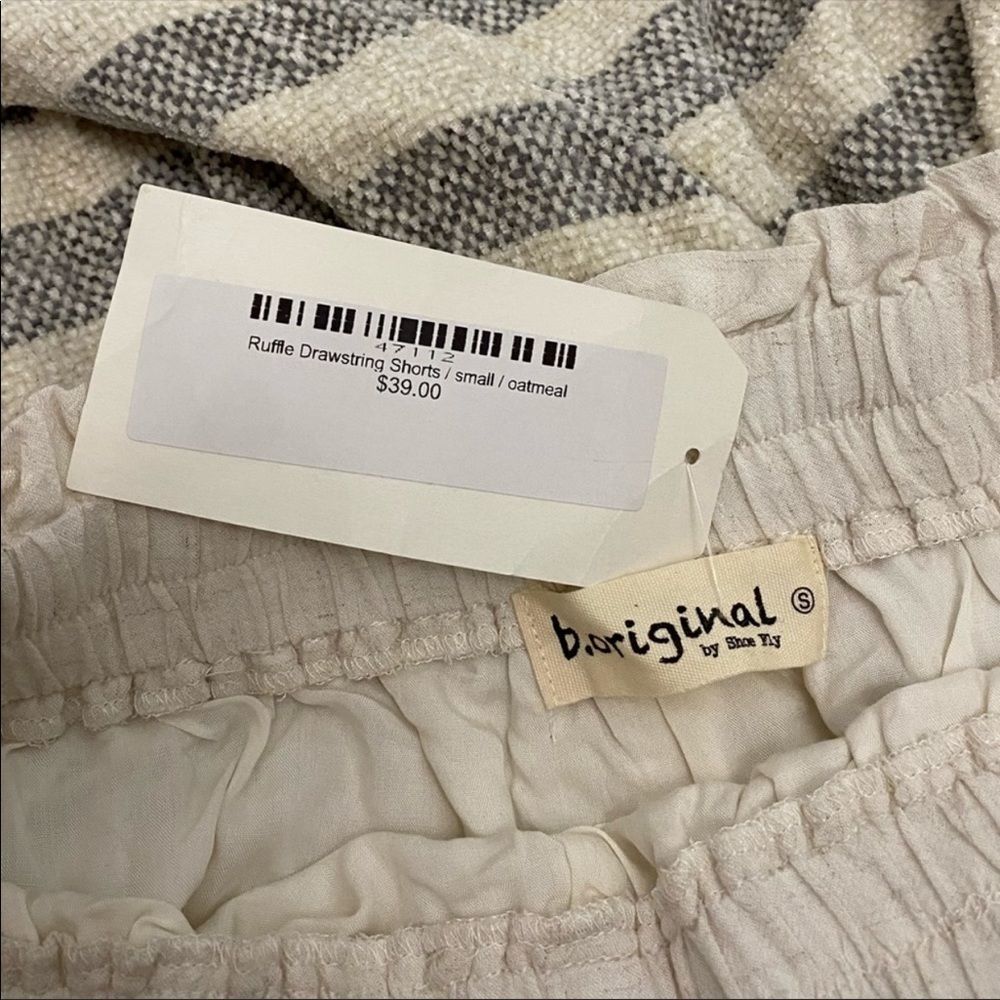 b.Original Ruffle short, S, NWT - Picture 3 of 4